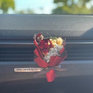 💐 Handmade dried flower bouquet car freshener